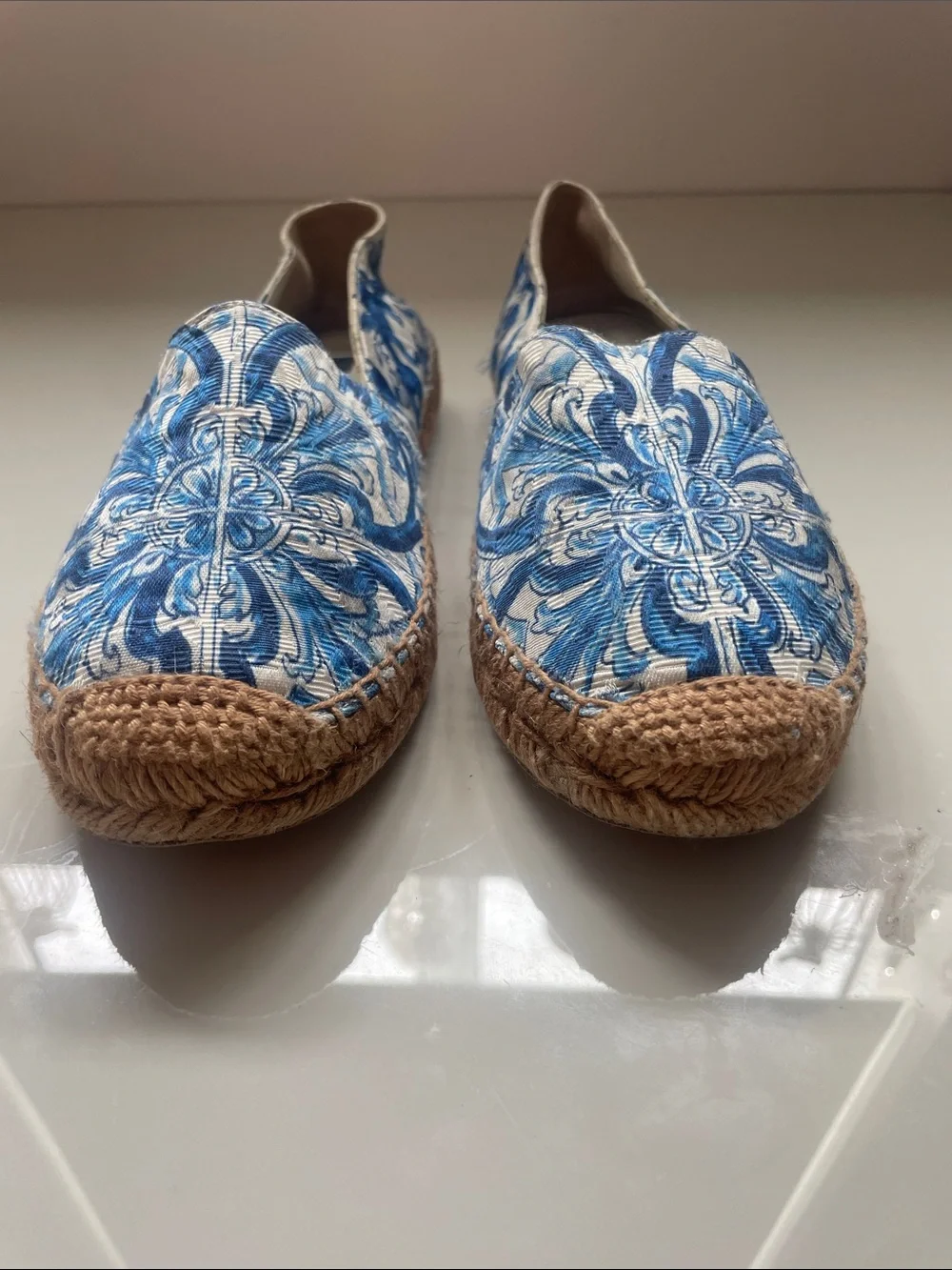 Dolce & Gabbana Blue and white maiolica canvas slip on espadriles sz 36